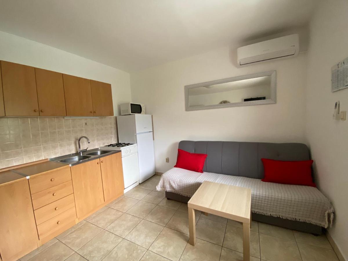 Apartments Anna III บัชกา ภายนอก รูปภาพ