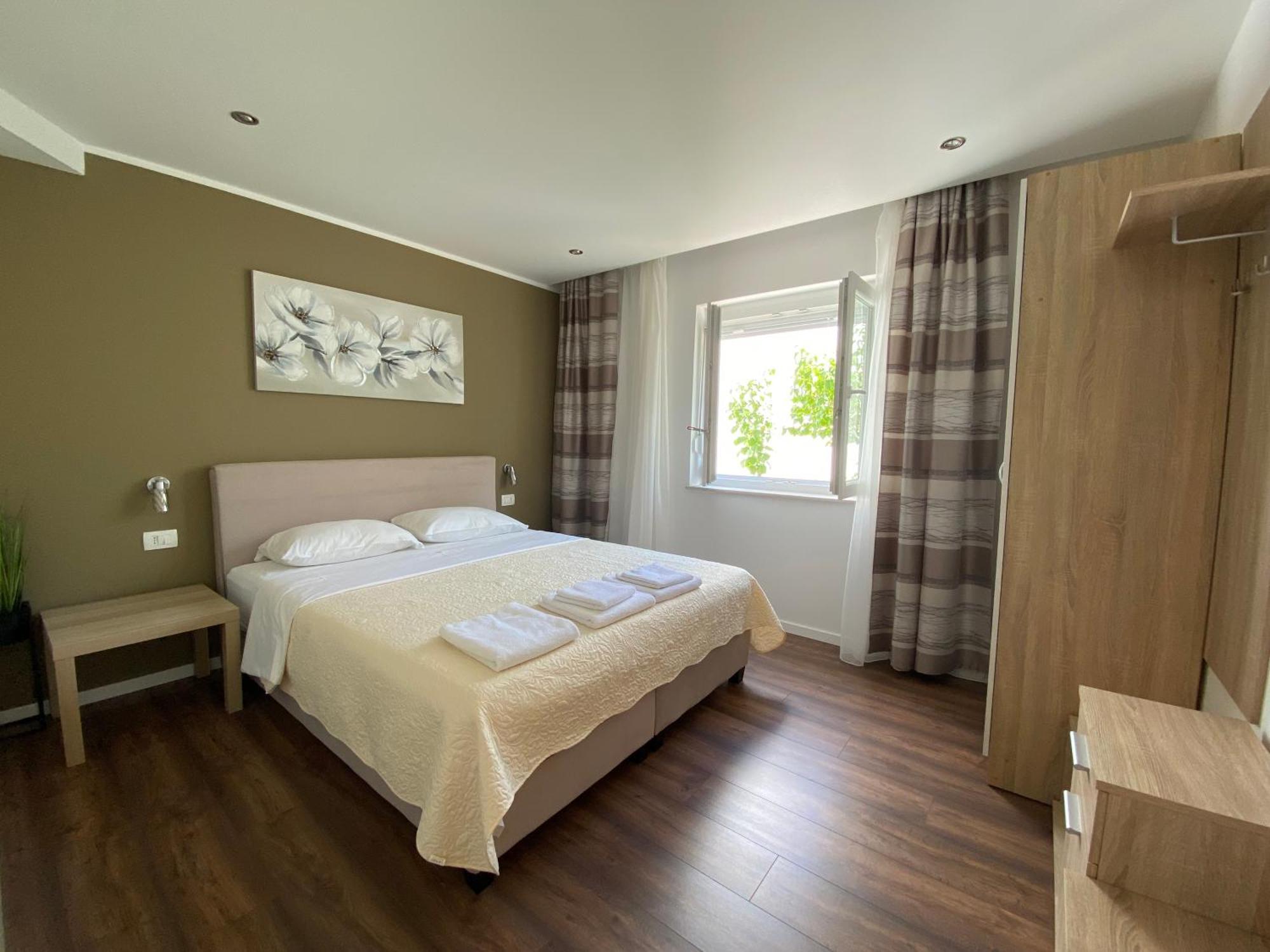 Apartments Anna III บัชกา ภายนอก รูปภาพ