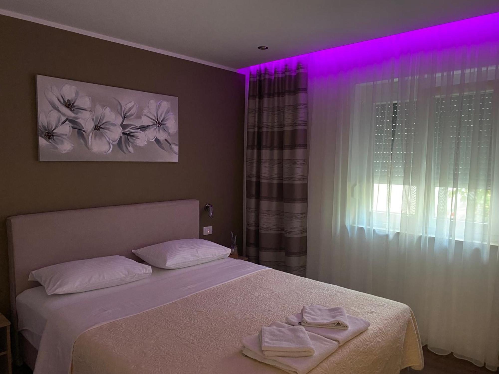 Apartments Anna III บัชกา ภายนอก รูปภาพ