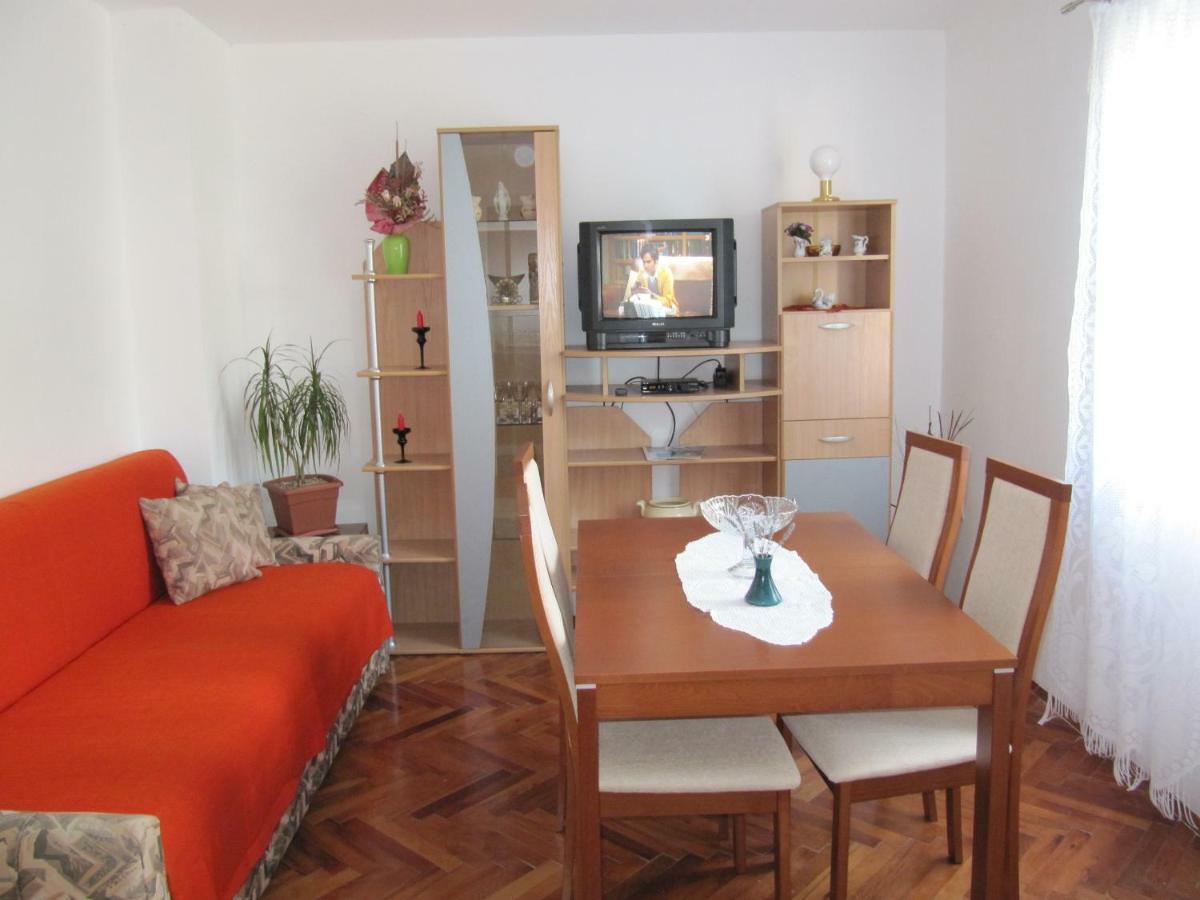 Apartments Anna III บัชกา ภายนอก รูปภาพ