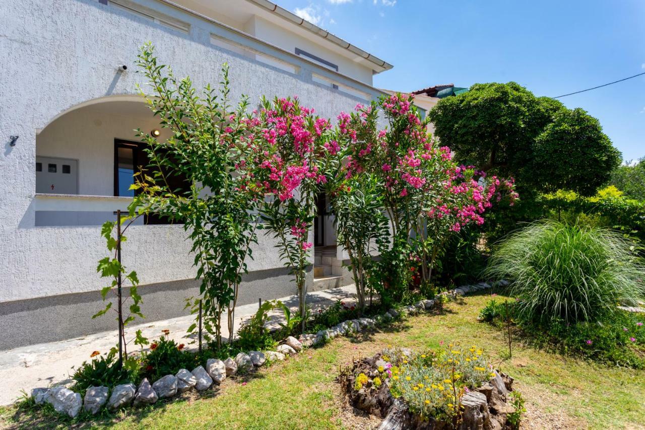 Apartments Anna III บัชกา ภายนอก รูปภาพ